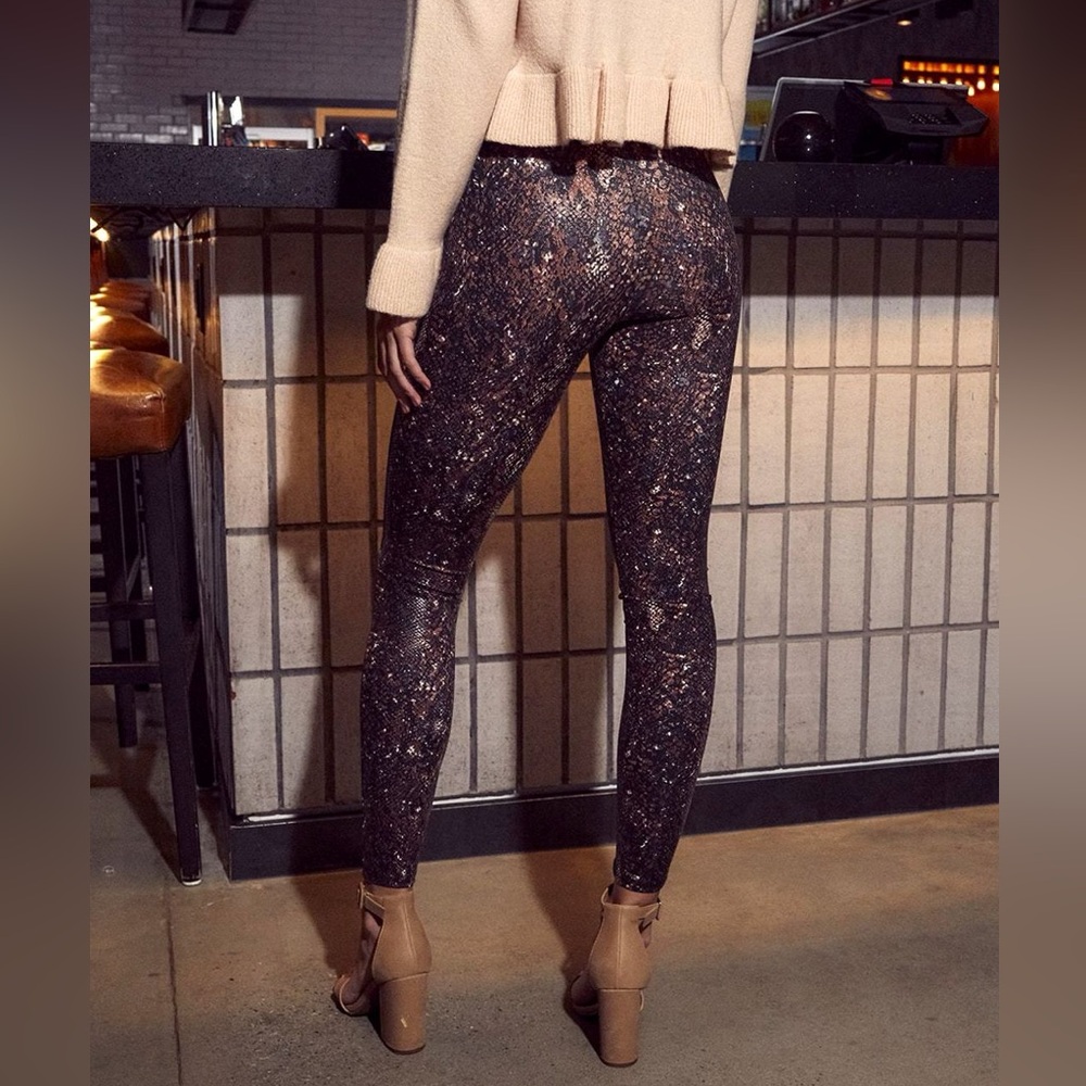 Spanx Faux Leather Snakeskin Leggings 1XL